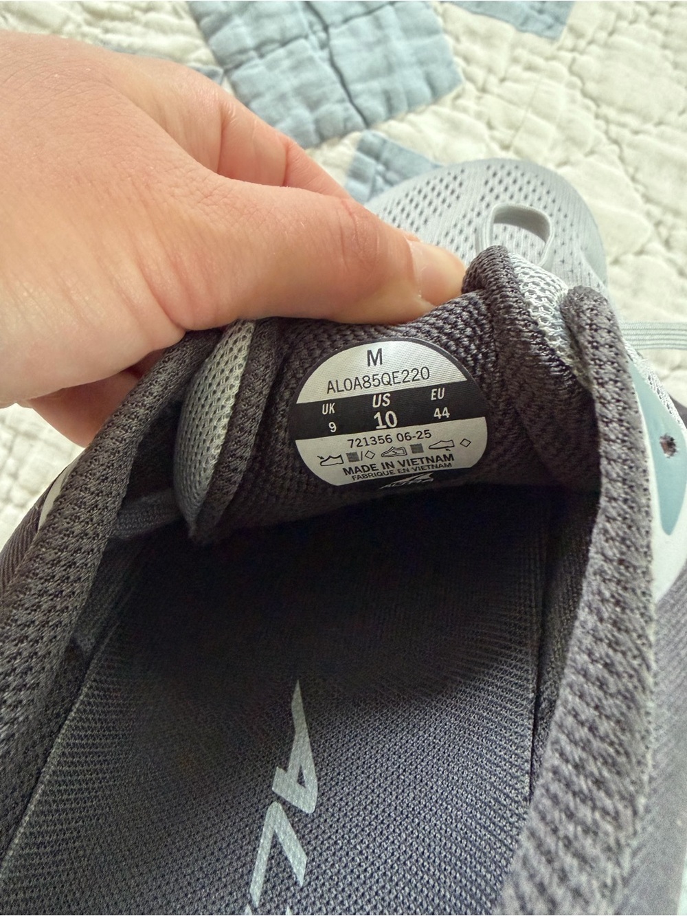 Altra Men’s Torin 8 - Picture 3 of 6